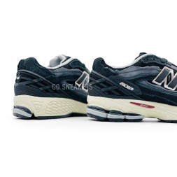 New Balance 2002R Black Suede